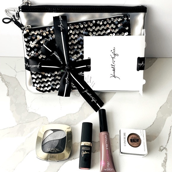 Kendall & Kylie 2 pieces Silver Metallic pouches and 4 makeup items Gift Set - Picture 2 of 7